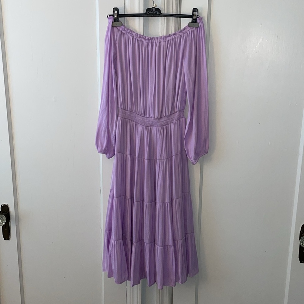 Lilly Off-Shoulder Midi Dress - Picture 2 of 4